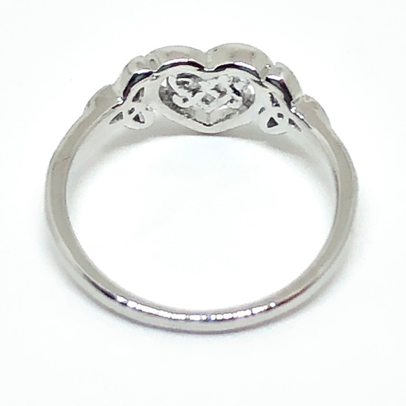 Sterling Silver Heart/Celtic Knot Ring - Picture 4 of 5